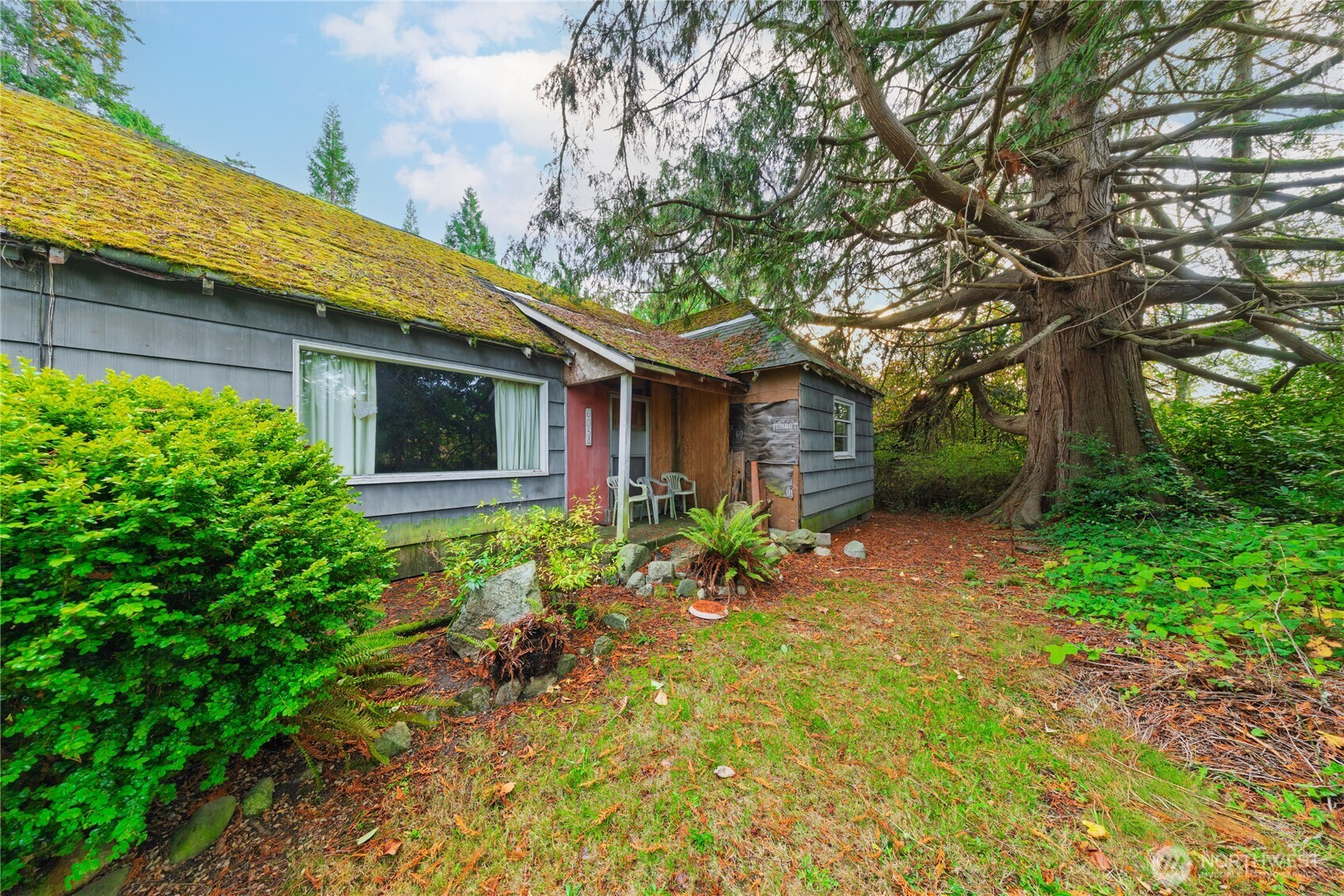 6058 S Campbell Lake Road, Anacortes, WA 98221