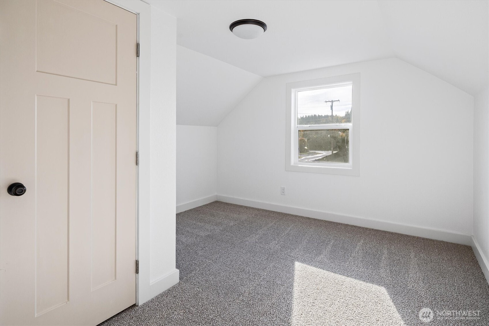 728 5th Street SE, Puyallup, WA 98372