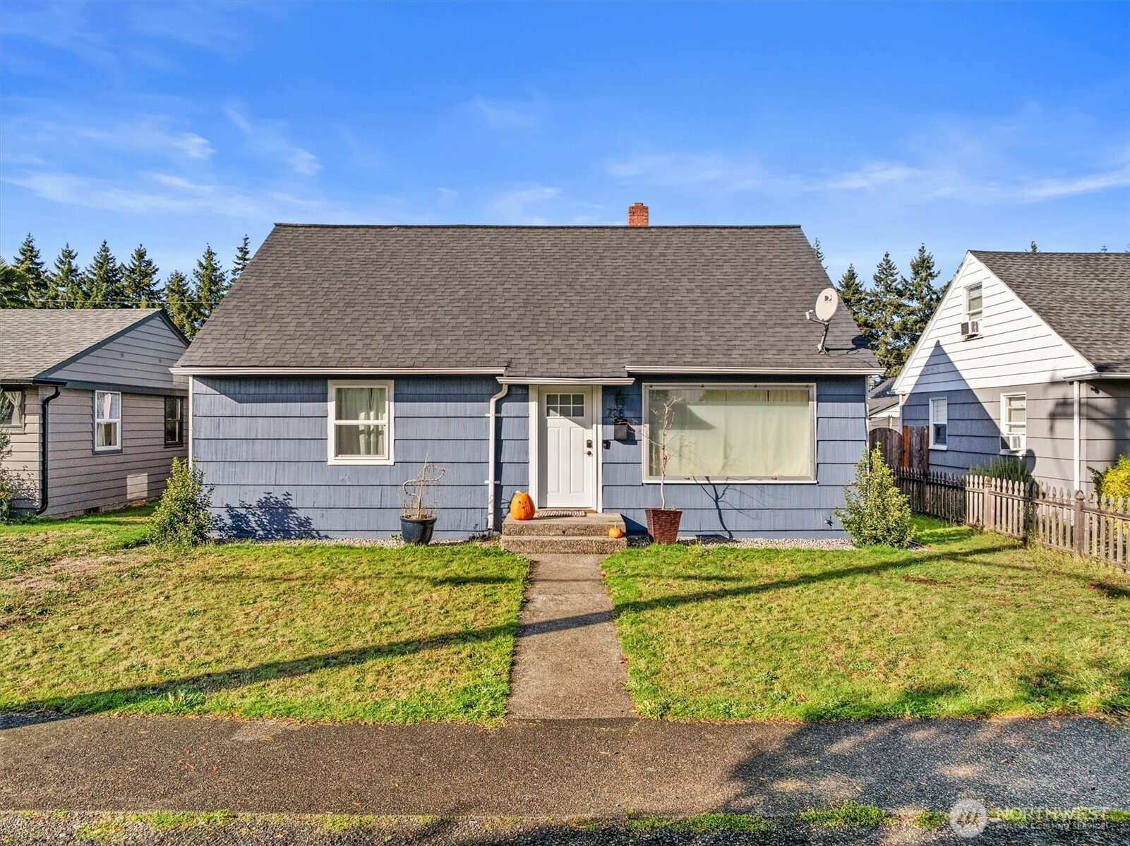728 5th Street SE, Puyallup, WA 98372