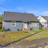 728 5th Street SE, Puyallup, WA 98372