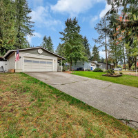 318 Rollingwood Drive, Kelso, WA 98625