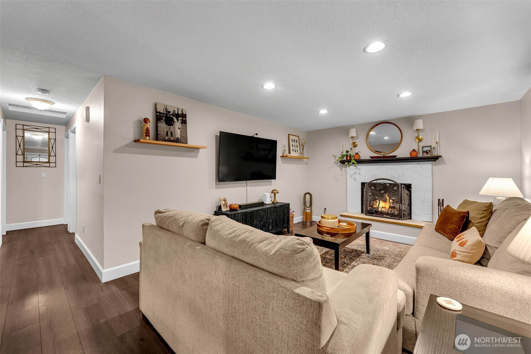 318 Rollingwood Drive, Kelso, WA 98625