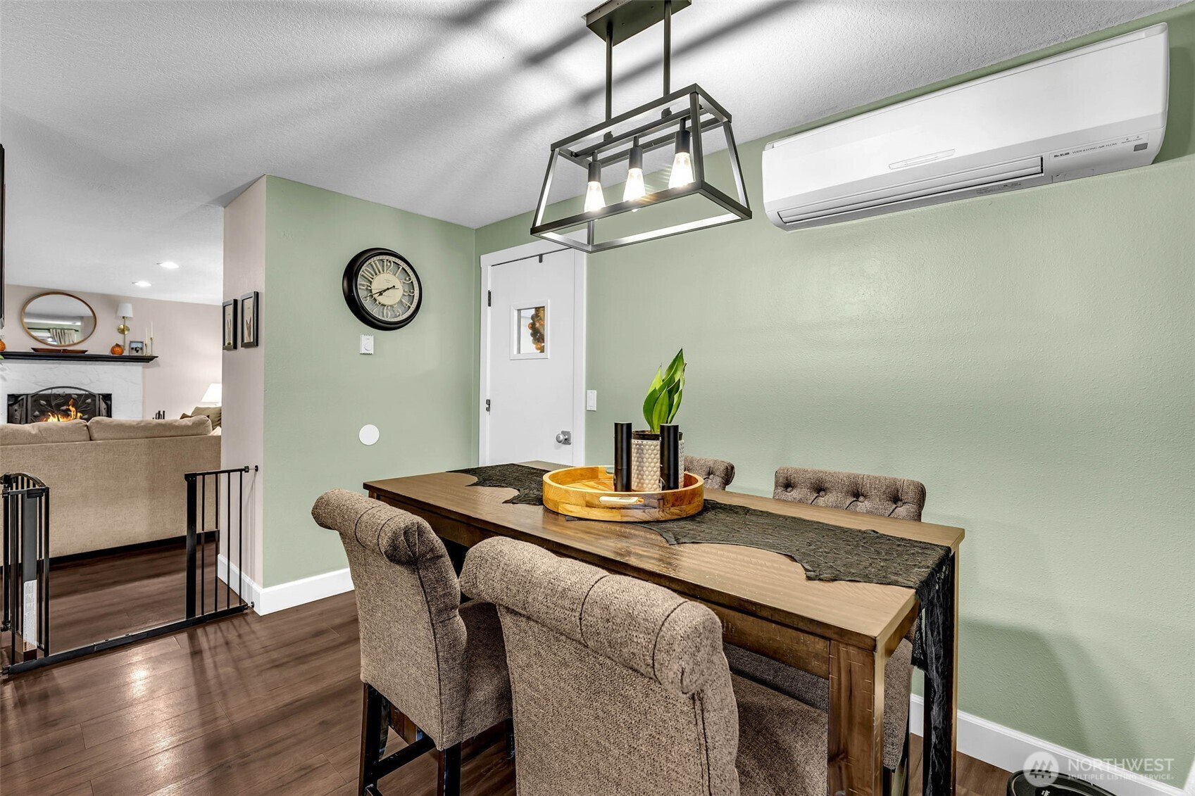 318 Rollingwood Drive, Kelso, WA 98625