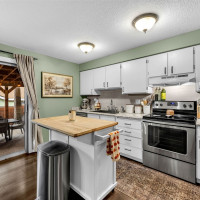 318 Rollingwood Drive, Kelso, WA 98625