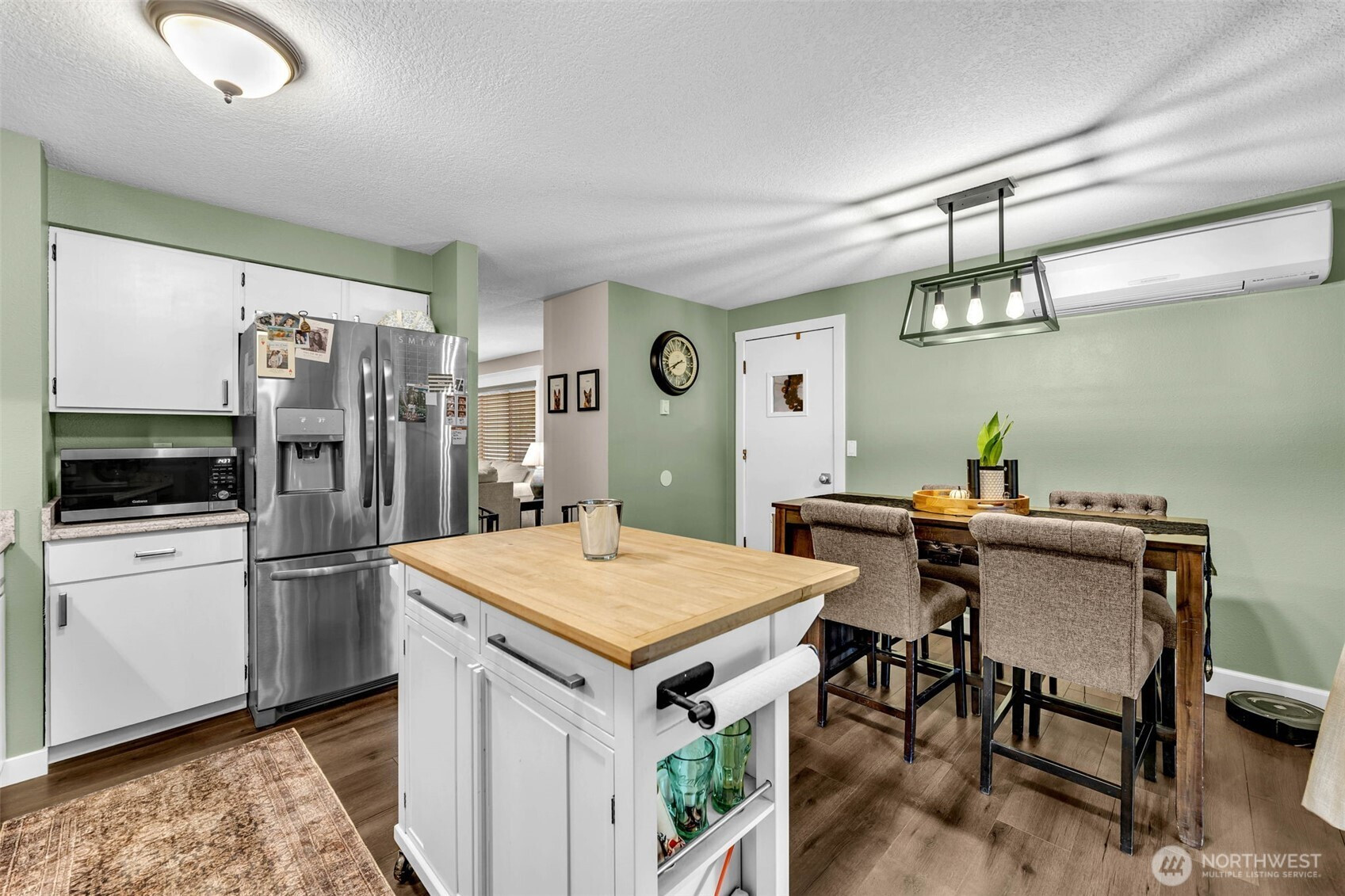 318 Rollingwood Drive, Kelso, WA 98625