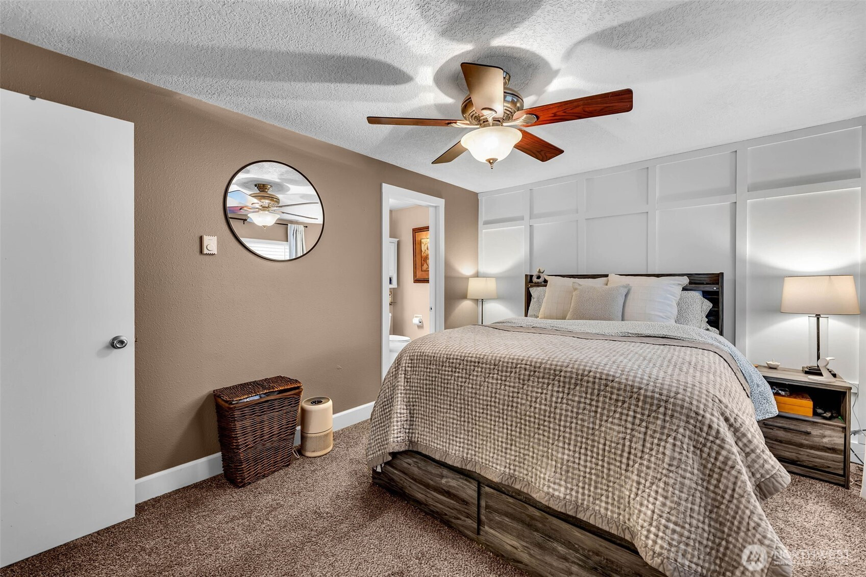 318 Rollingwood Drive, Kelso, WA 98625