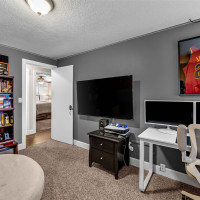 318 Rollingwood Drive, Kelso, WA 98625