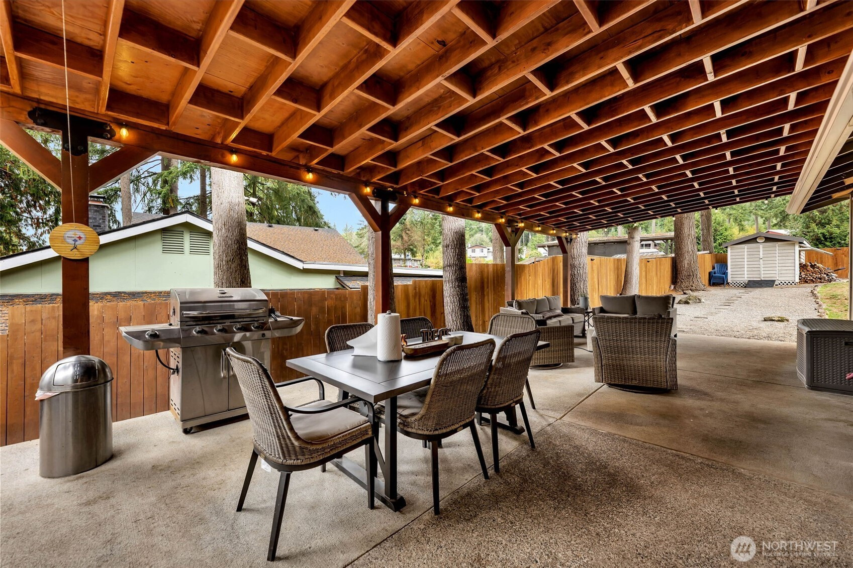 318 Rollingwood Drive, Kelso, WA 98625