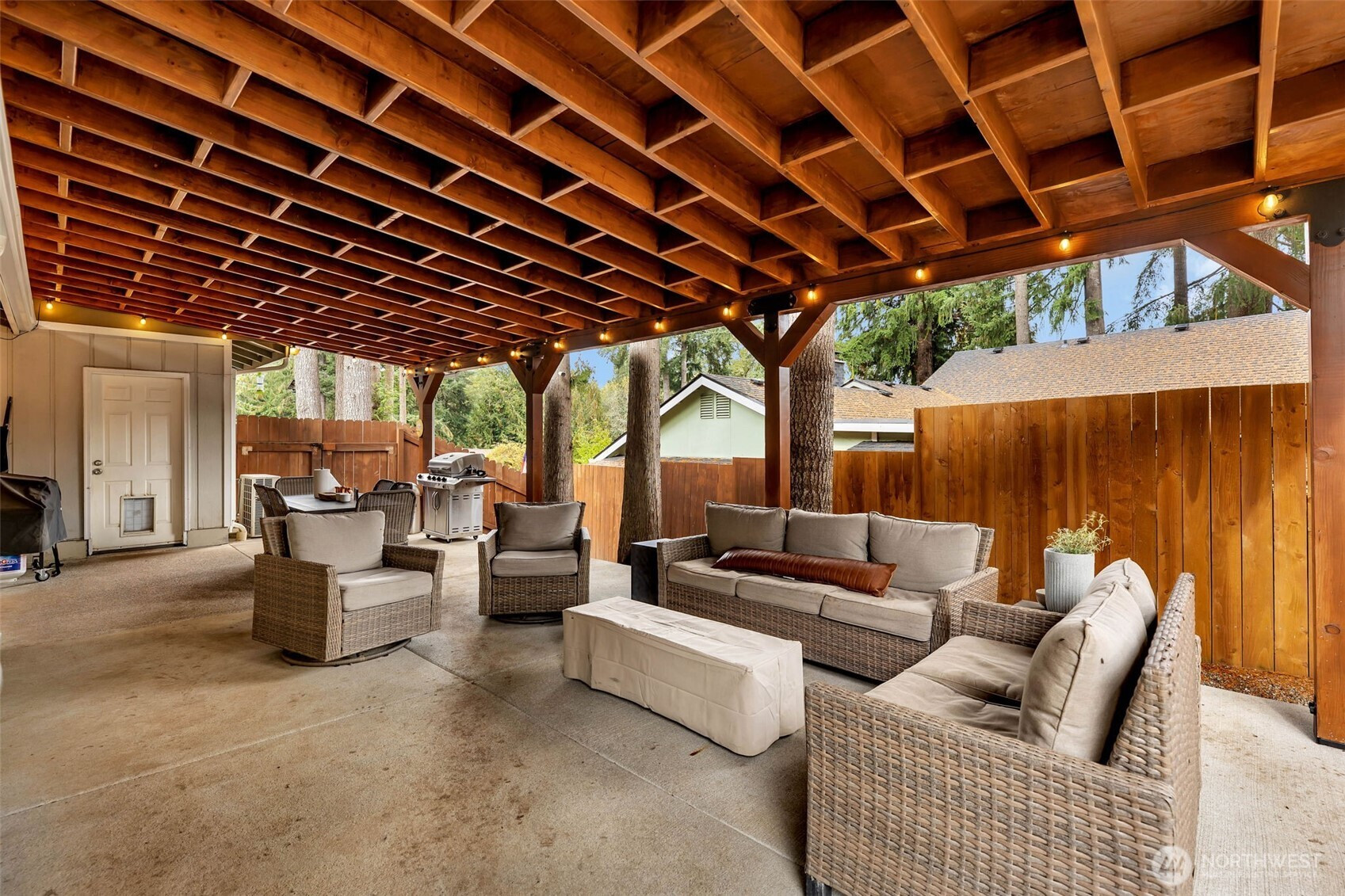 318 Rollingwood Drive, Kelso, WA 98625