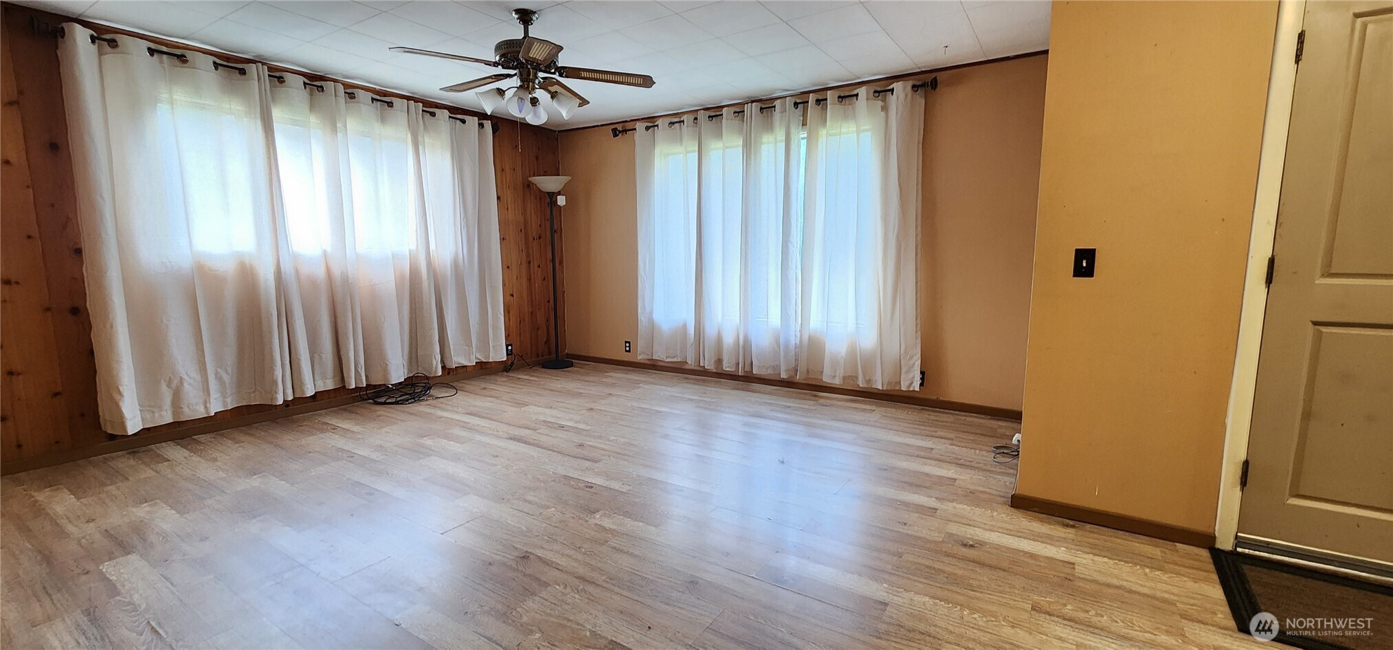 1216 Kaiser Road SW, Olympia, WA 98512