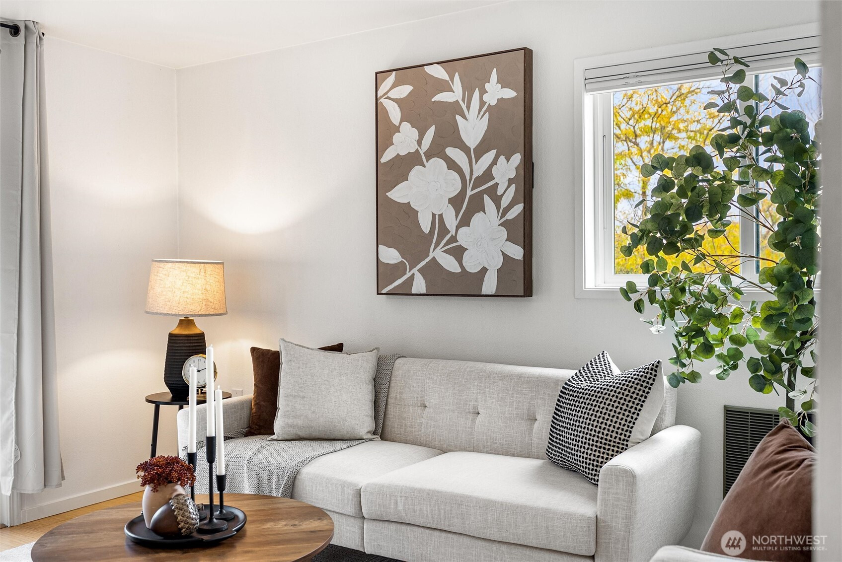 2626 E Madison Street, Seattle, WA 98112