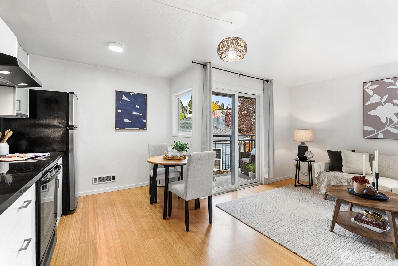 2626 E Madison Street, Seattle, WA 98112