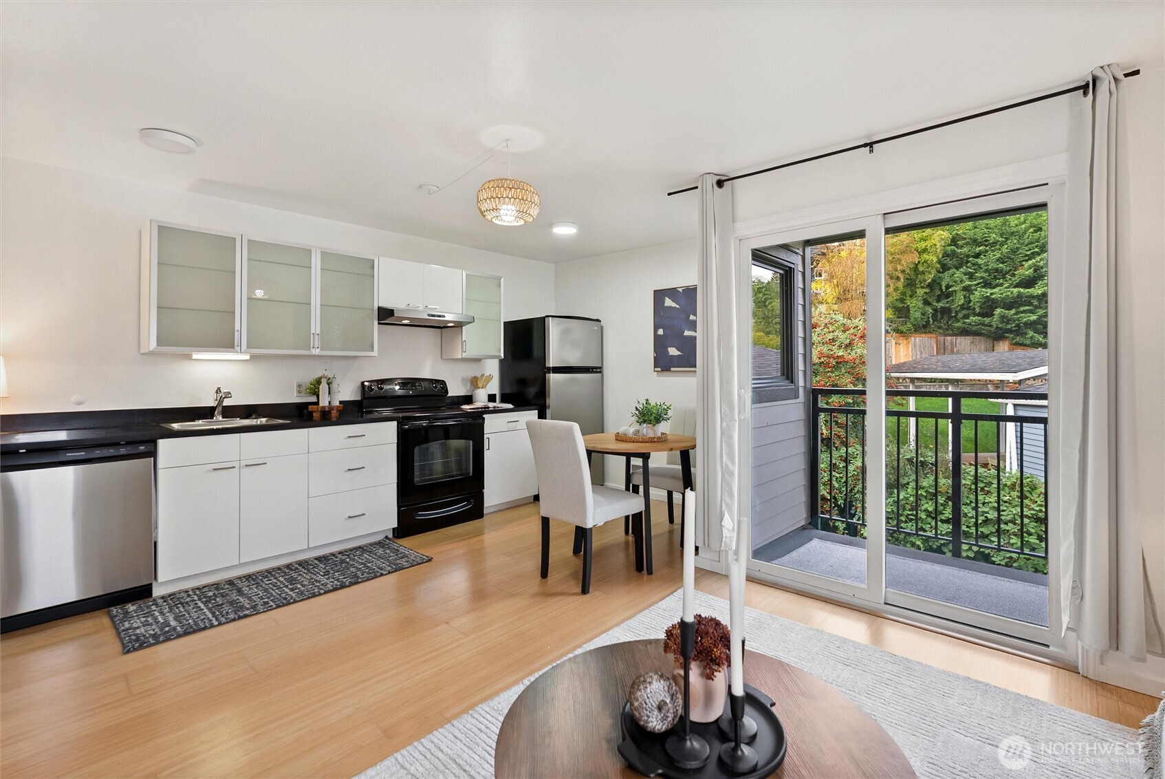 2626 E Madison Street, Seattle, WA 98112