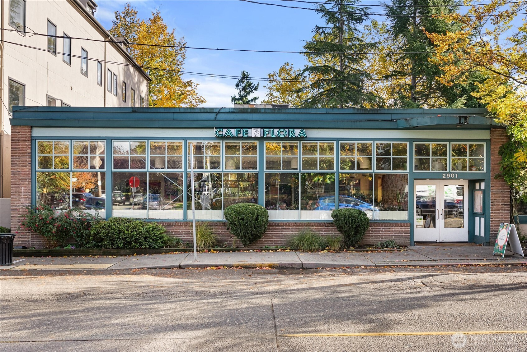 2626 E Madison Street, Seattle, WA 98112