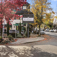 2626 E Madison Street, Seattle, WA 98112