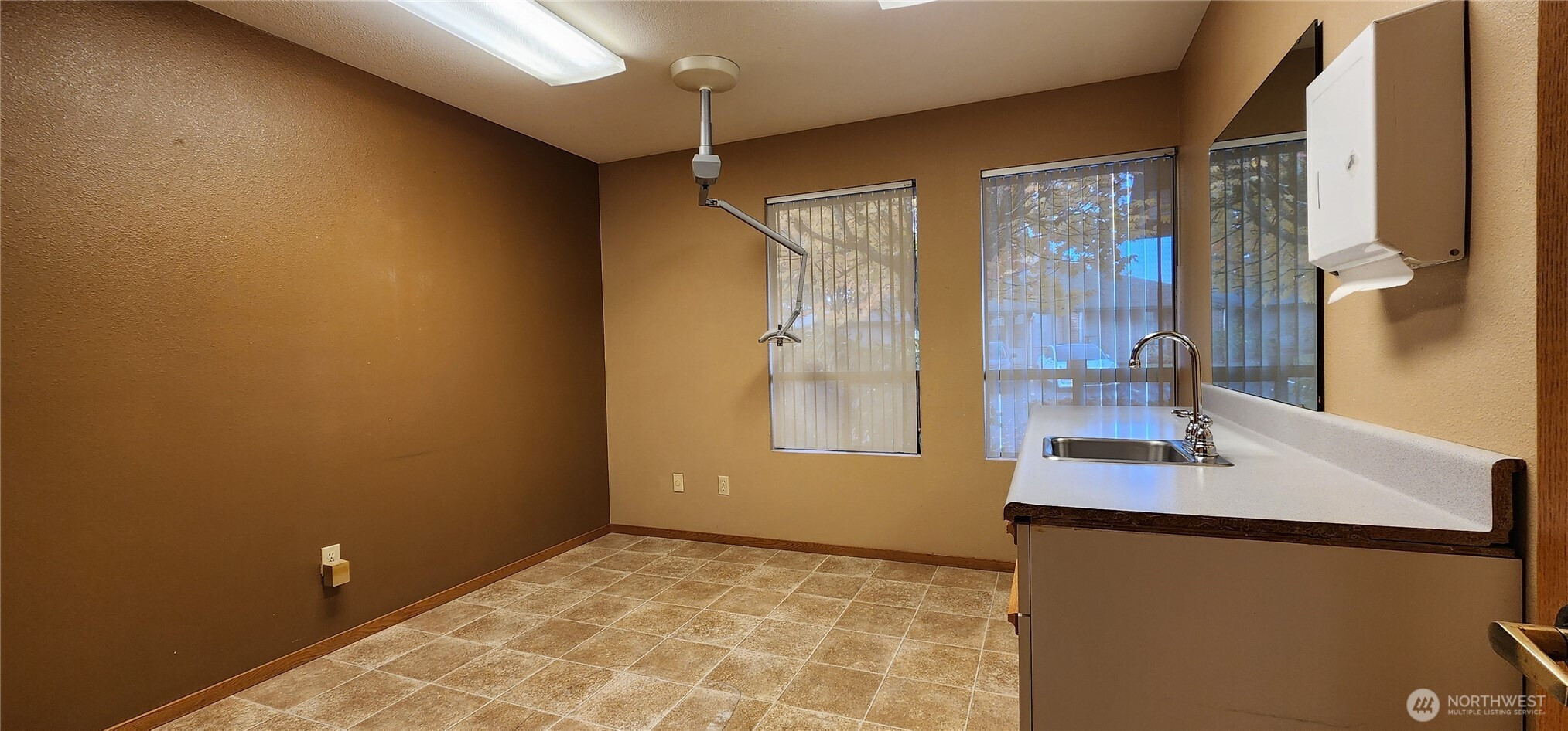 1700 Cooper Point Rd Suite B3 SW, Olympia, WA 98502