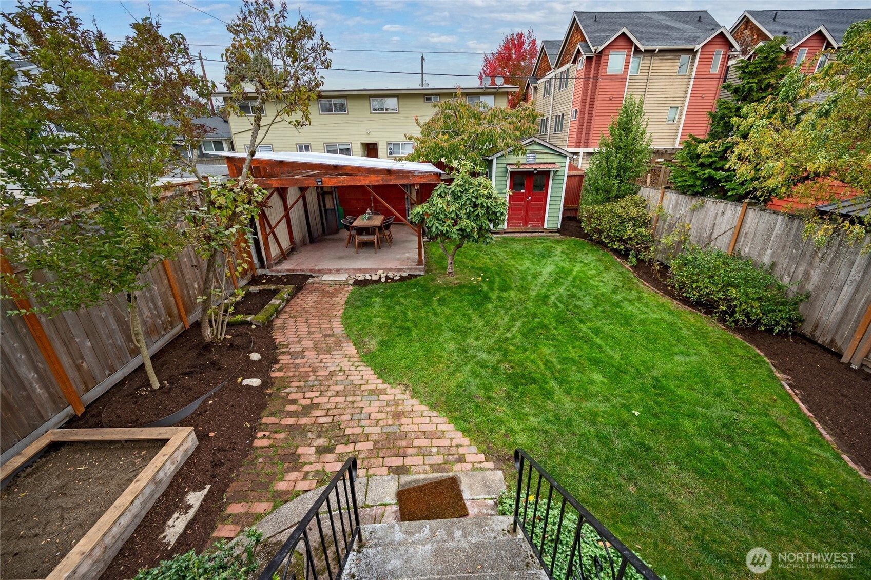 608 NW 84th Street, Seattle, WA 98117