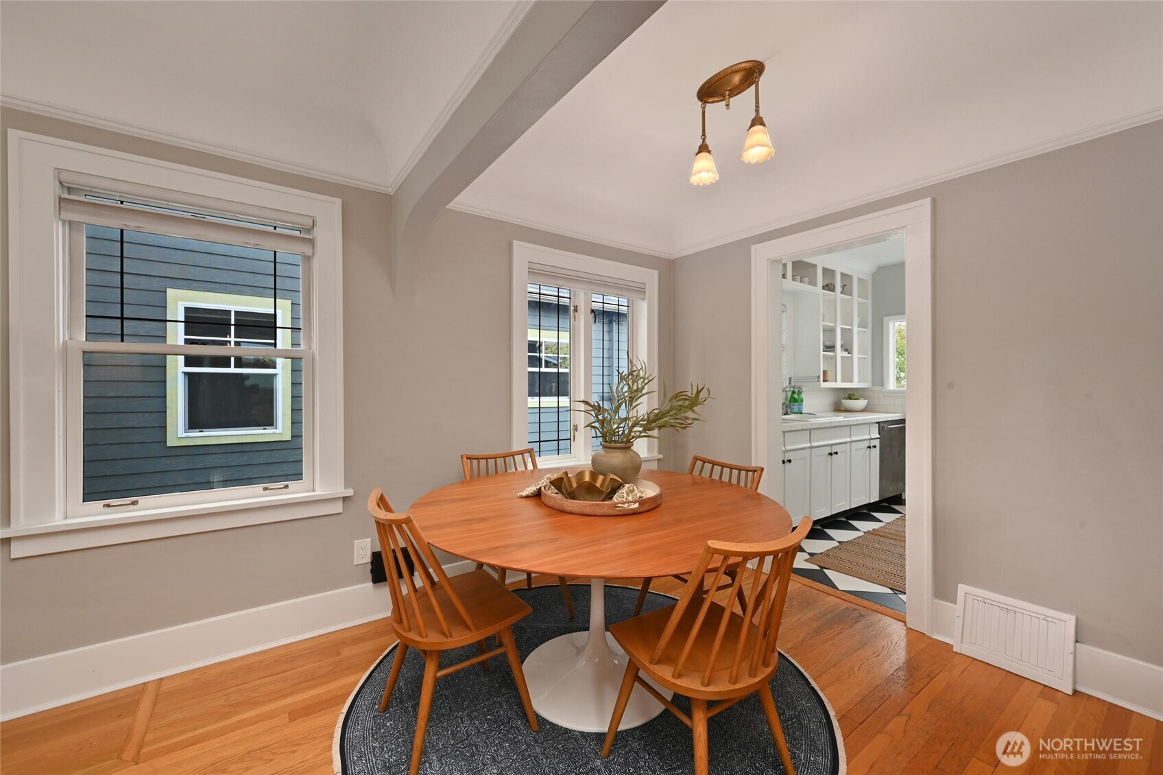 608 NW 84th Street, Seattle, WA 98117