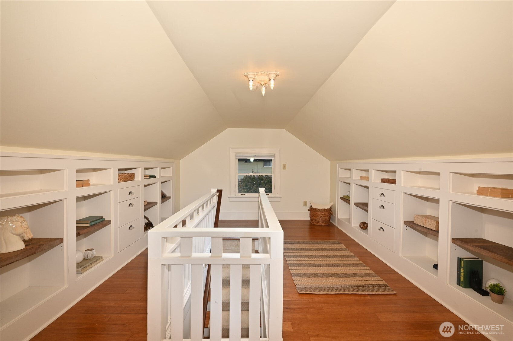 608 NW 84th Street, Seattle, WA 98117