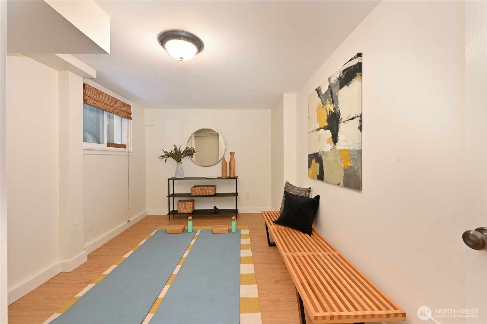 608 NW 84th Street, Seattle, WA 98117