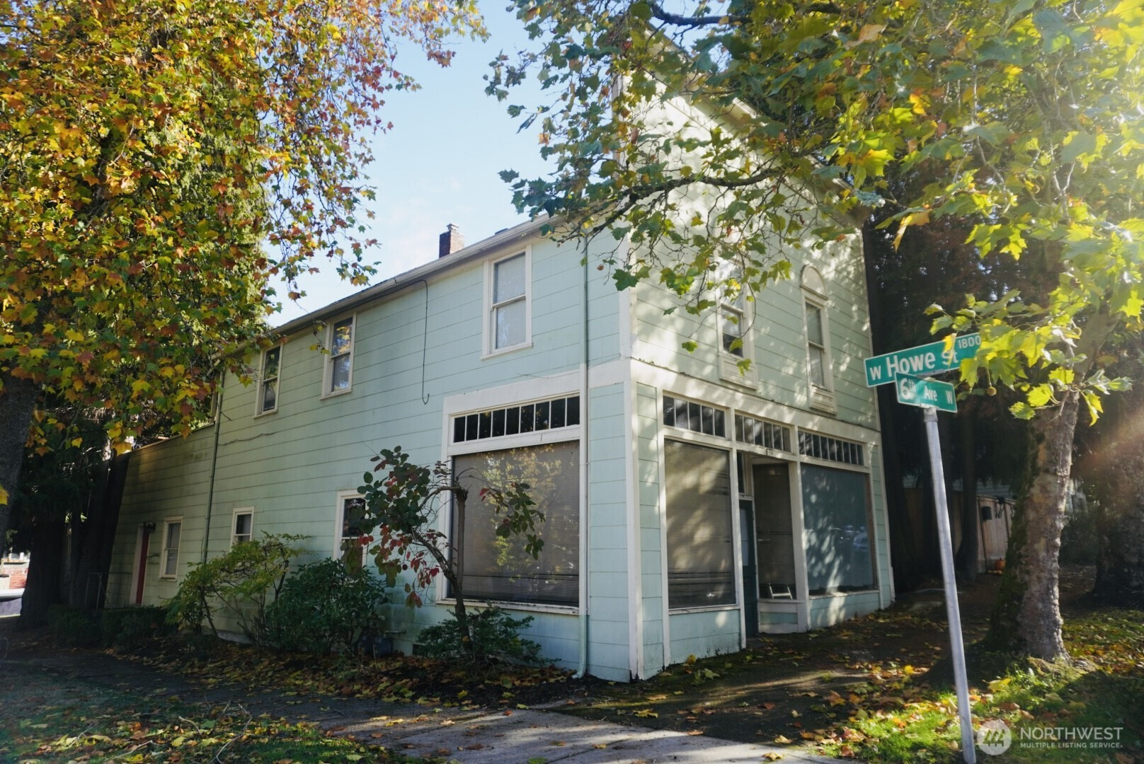 1834 6th Avenue W, Seattle, WA 98119