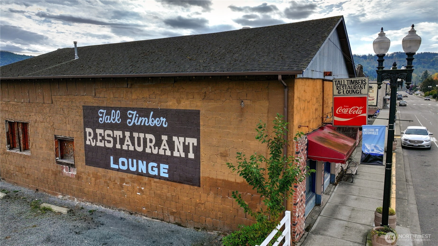 121 Mashell Avenue N, Eatonville, WA 98328