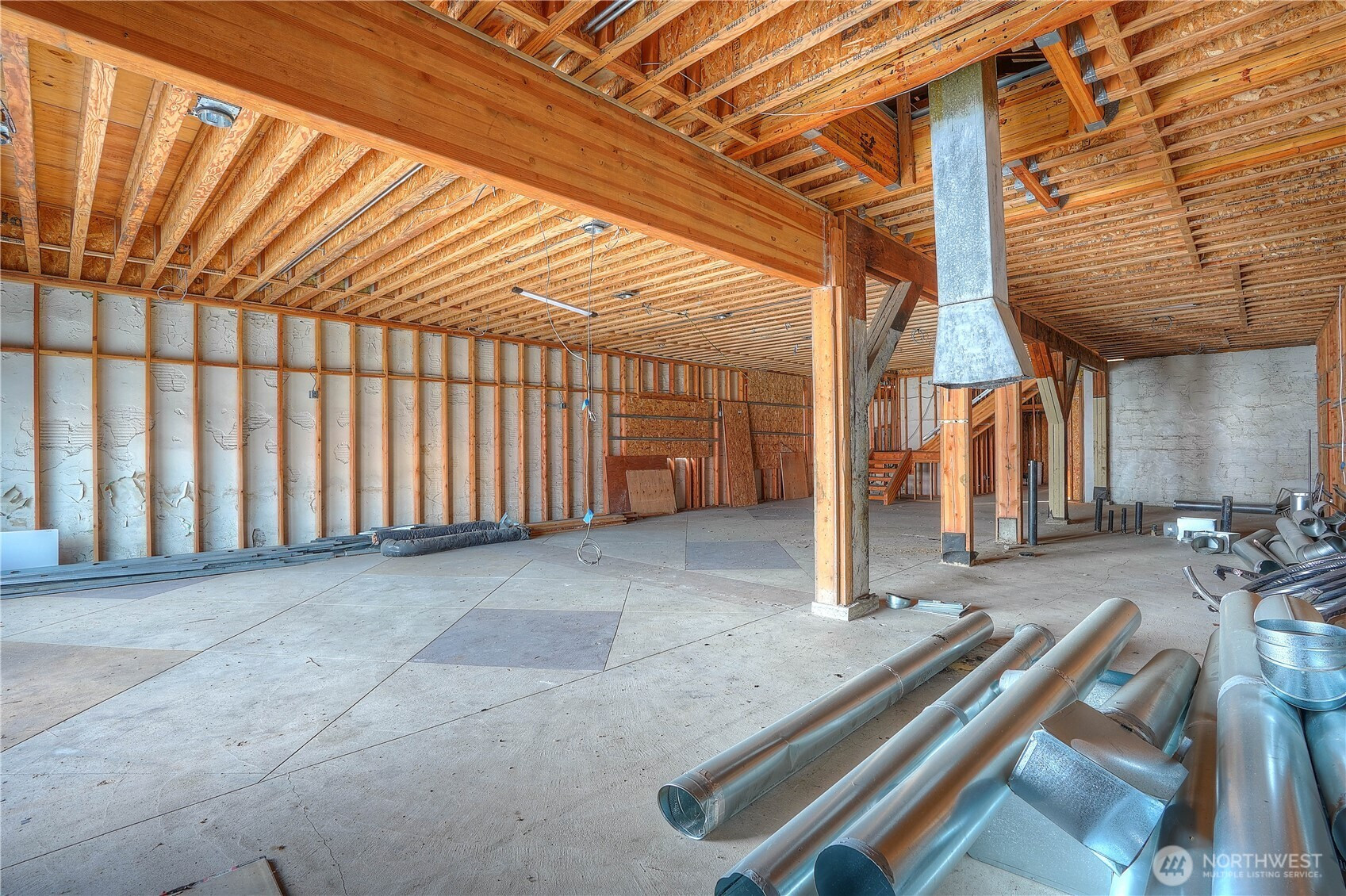 121 Mashell Avenue N, Eatonville, WA 98328