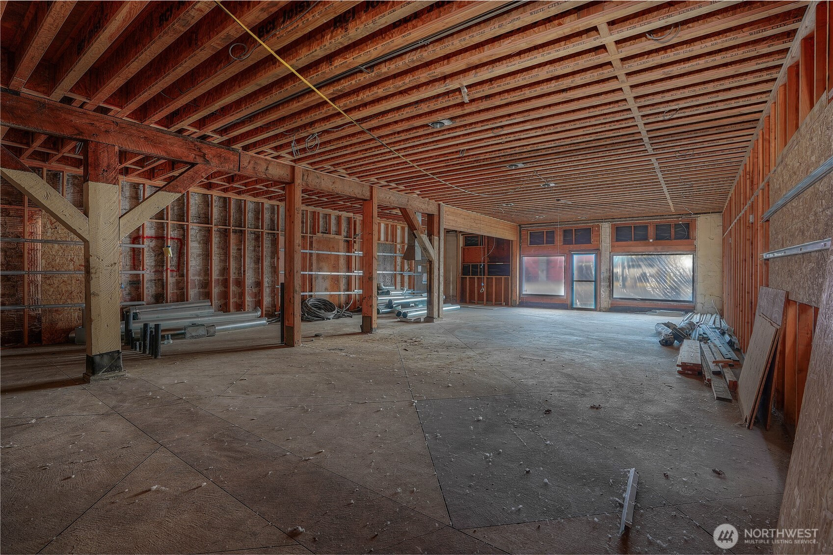 121 Mashell Avenue N, Eatonville, WA 98328