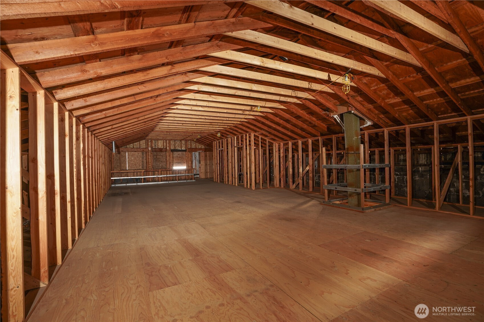 121 Mashell Avenue N, Eatonville, WA 98328