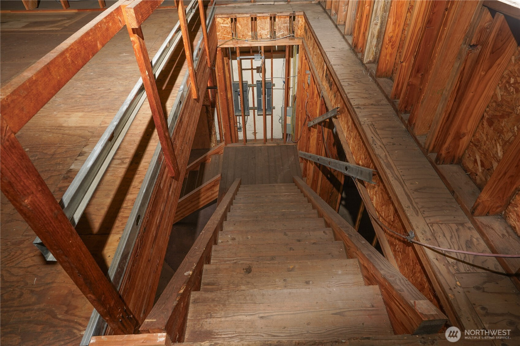 121 Mashell Avenue N, Eatonville, WA 98328