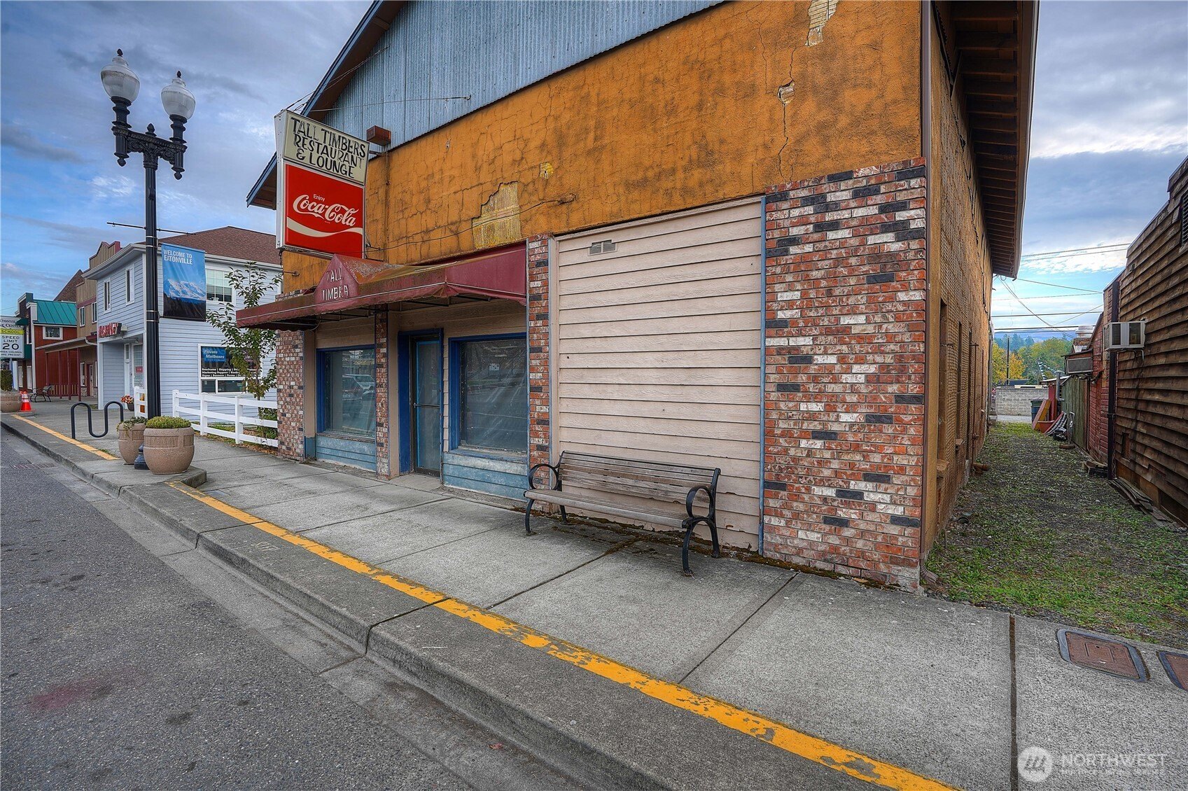 121 Mashell Avenue N, Eatonville, WA 98328