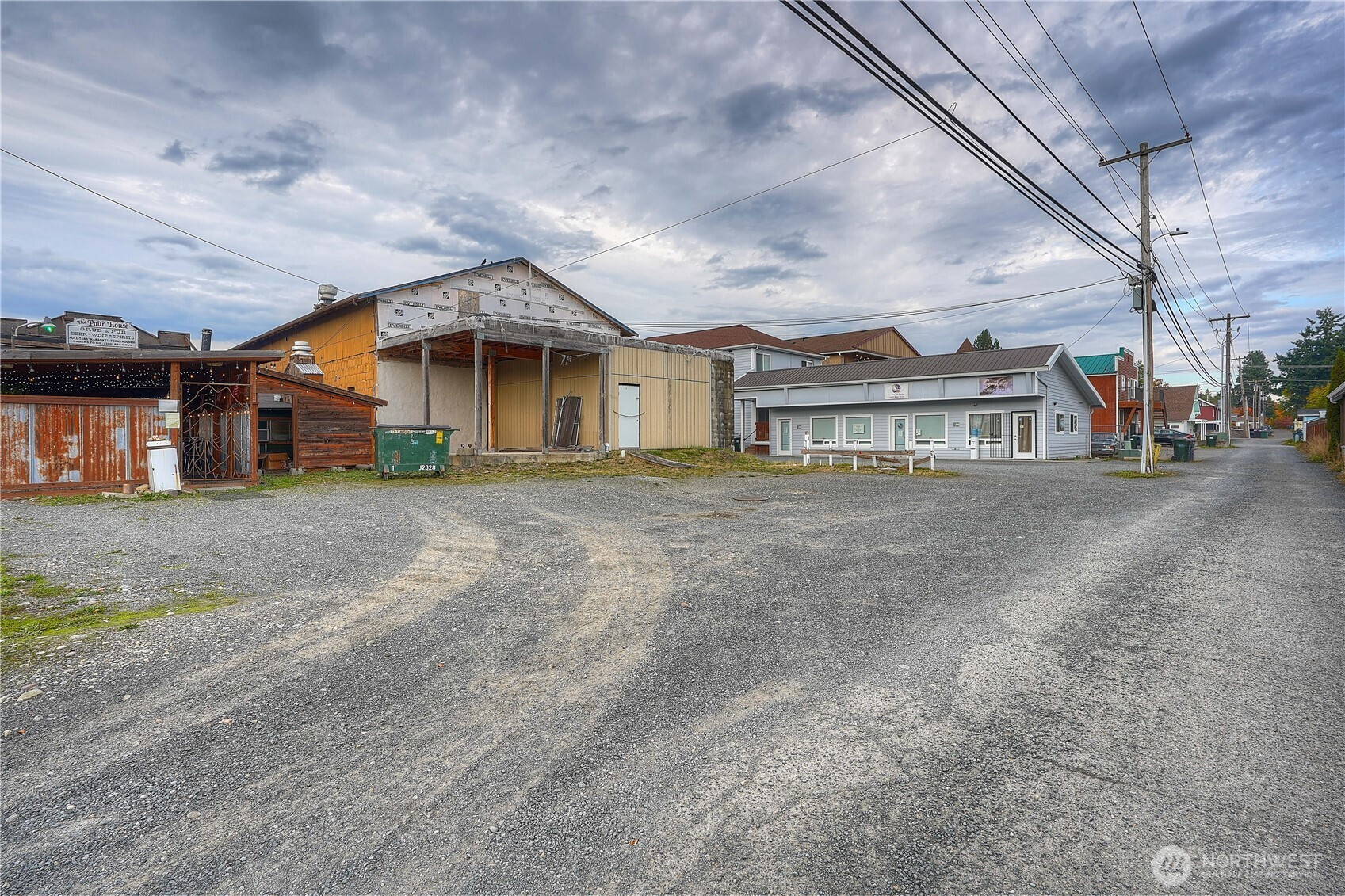 121 Mashell Avenue N, Eatonville, WA 98328