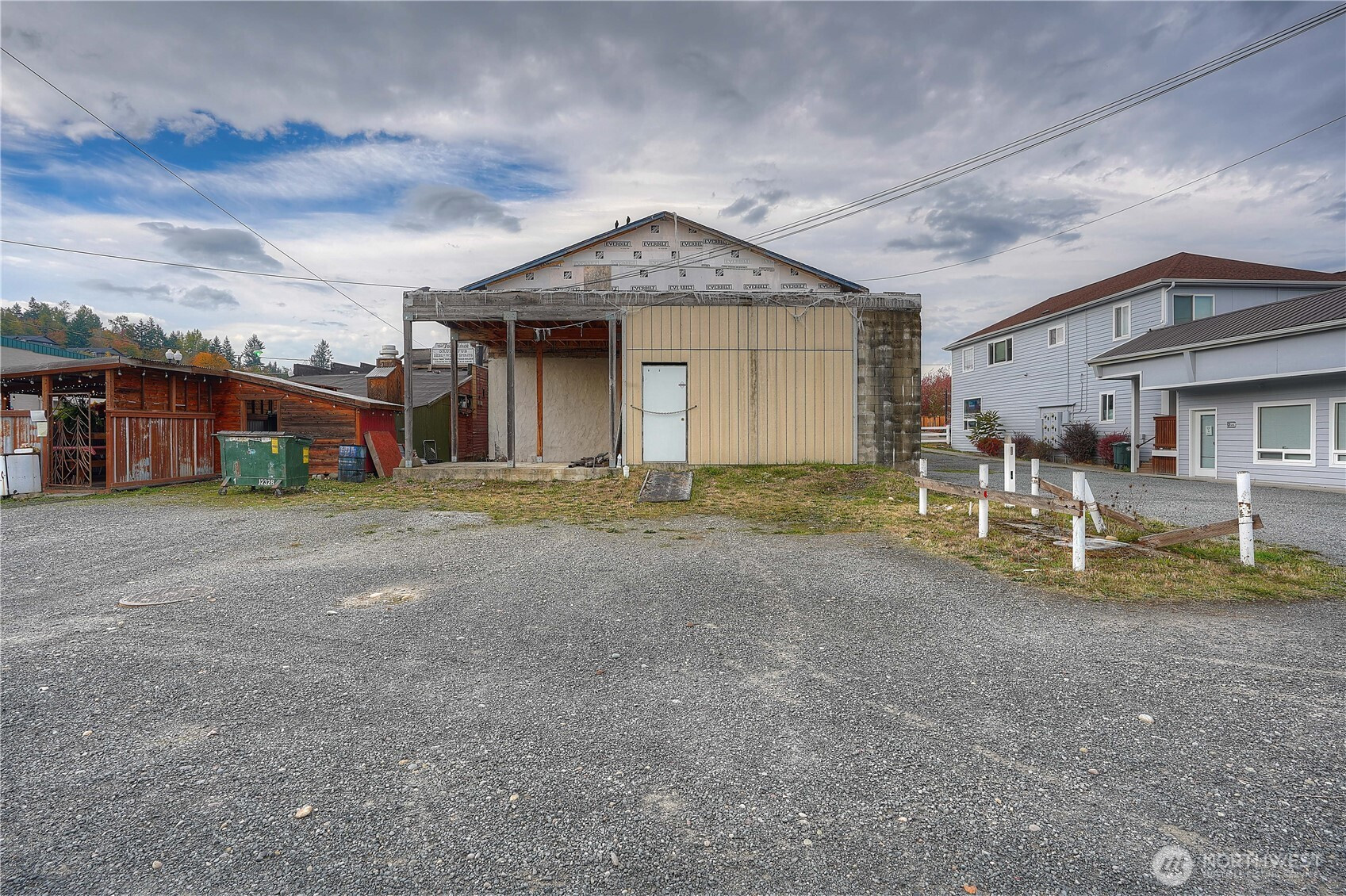 121 Mashell Avenue N, Eatonville, WA 98328