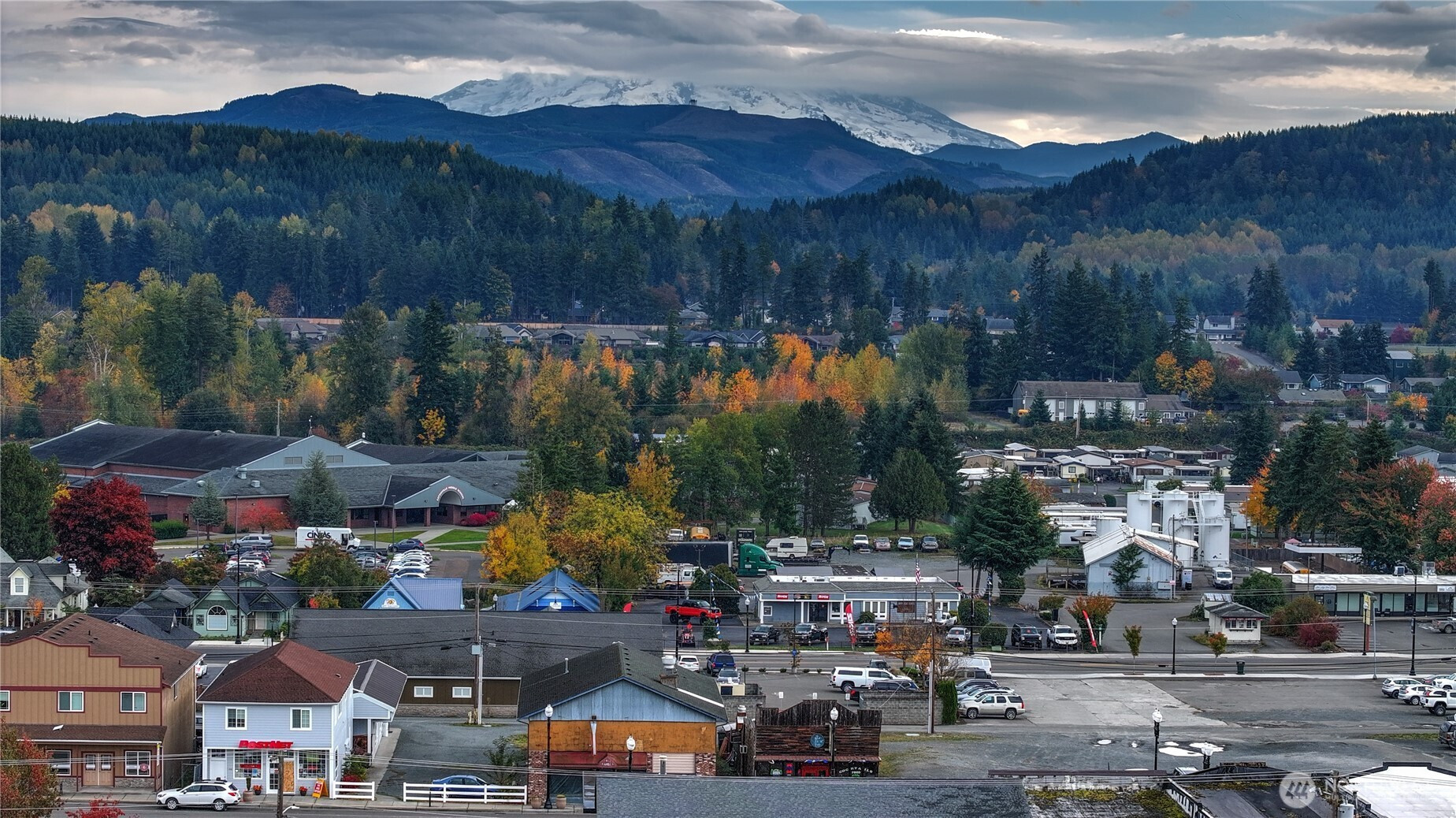 121 Mashell Avenue N, Eatonville, WA 98328