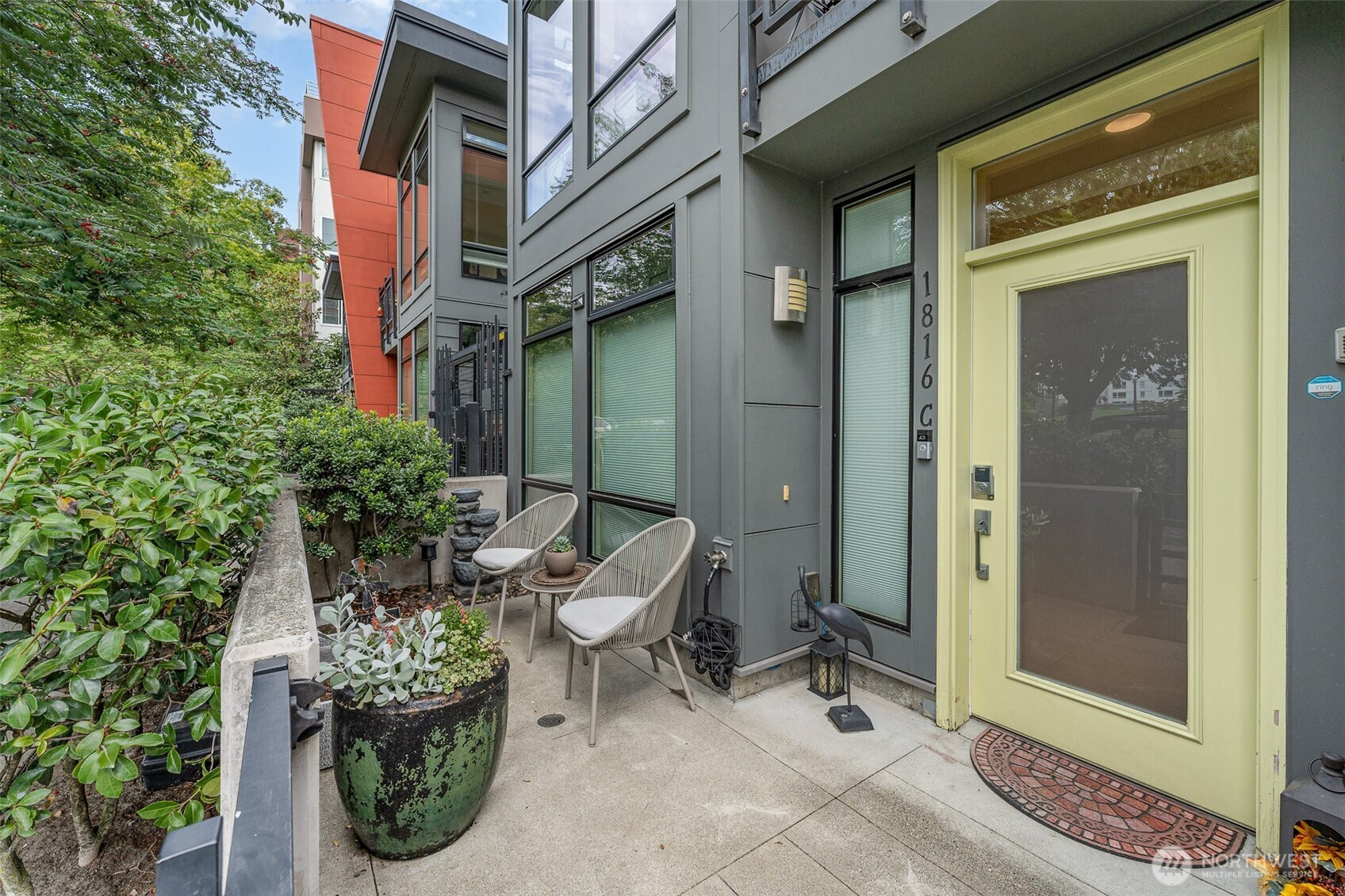 1816 11th Avenue, Seattle, WA 98122