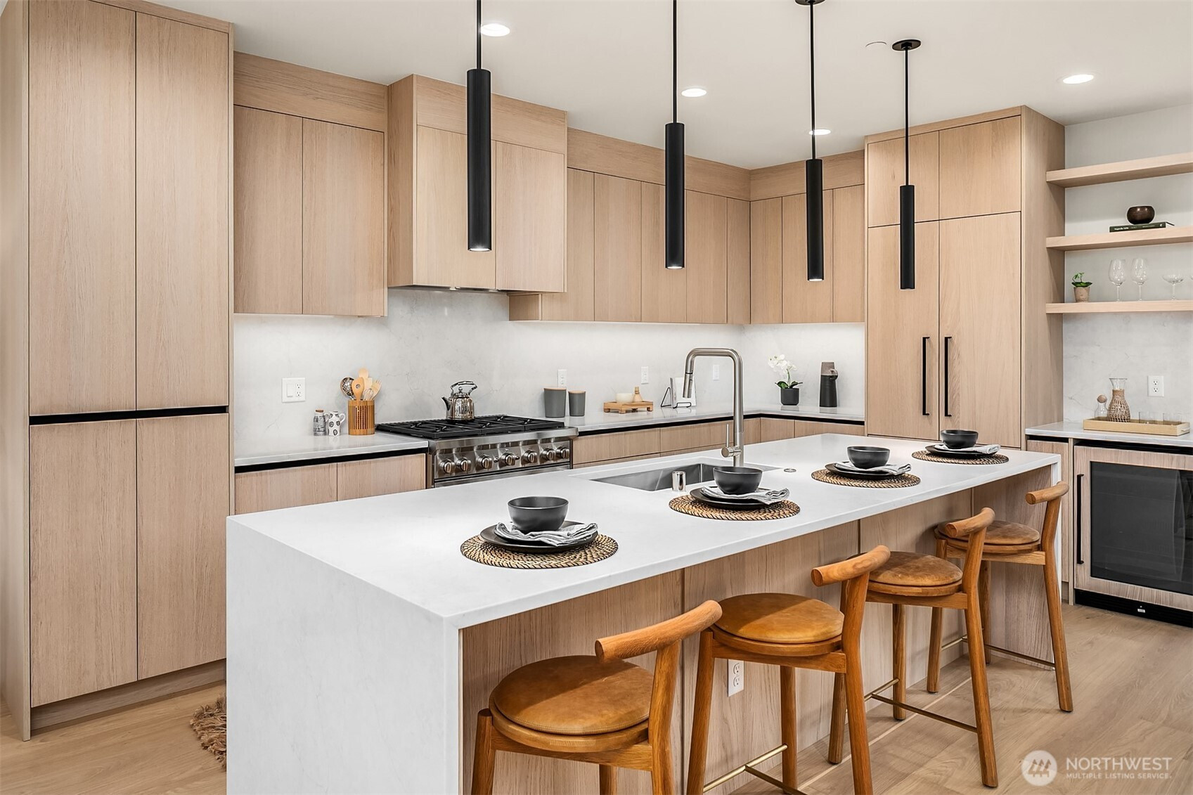 419 99th Avenue NE, Bellevue, WA 98004