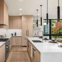 419 99th Avenue NE, Bellevue, WA 98004