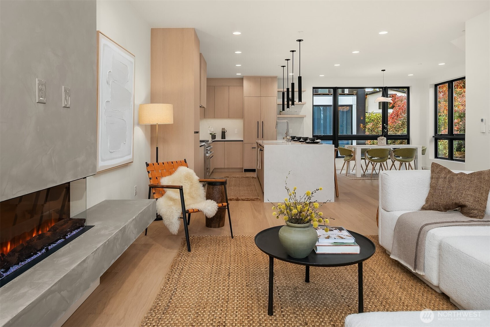 419 99th Avenue NE, Bellevue, WA 98004