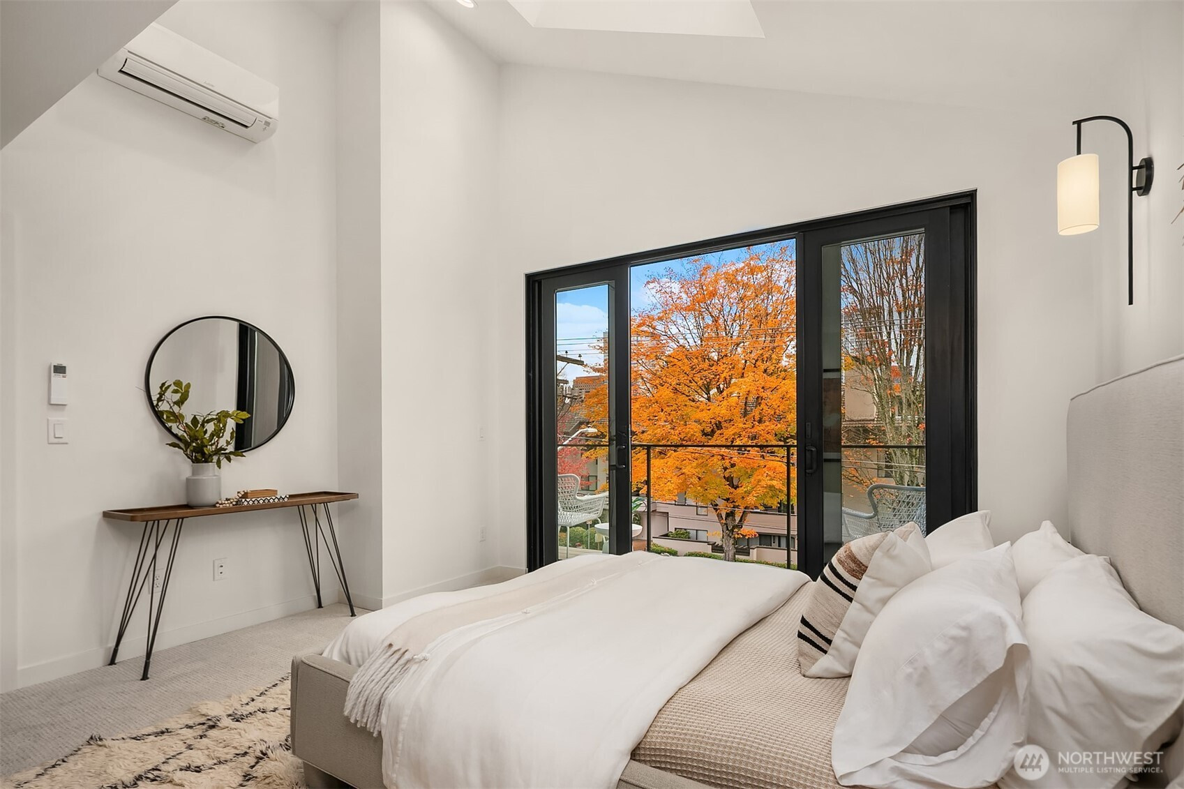 419 99th Avenue NE, Bellevue, WA 98004