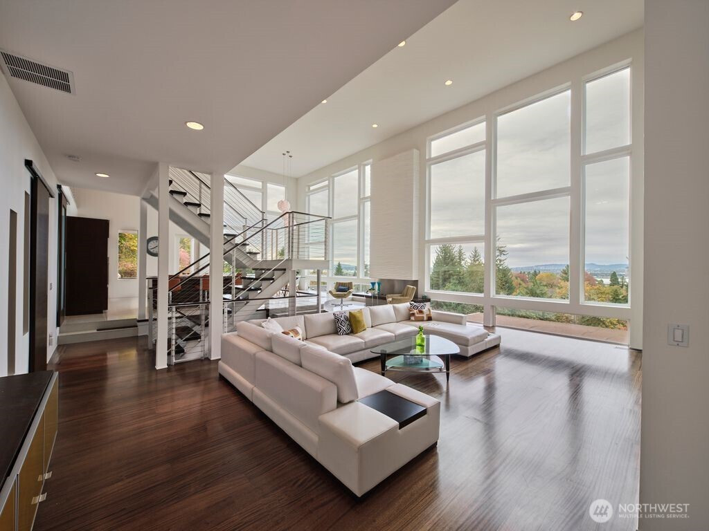 3816 Edgewood Drive, Vancouver, WA 98661