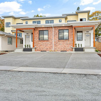 706 Judson Street, Lynden, WA 98264