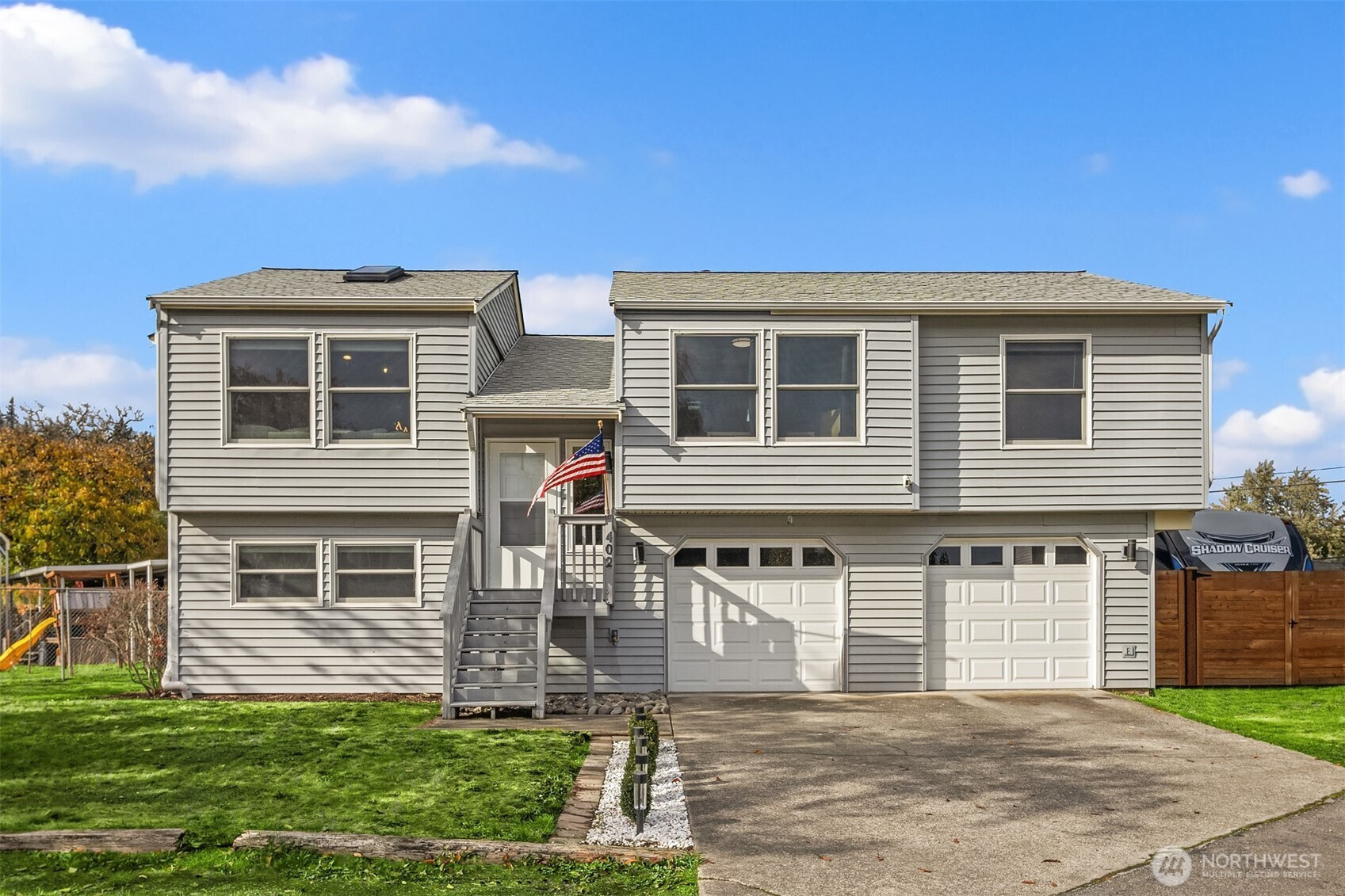 402 Olympia Boulevard SW, Pacific, WA 98047