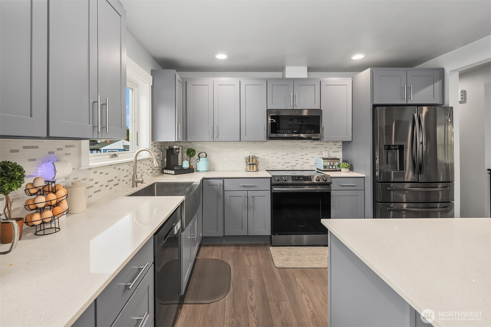 402 Olympia Boulevard SW, Pacific, WA 98047