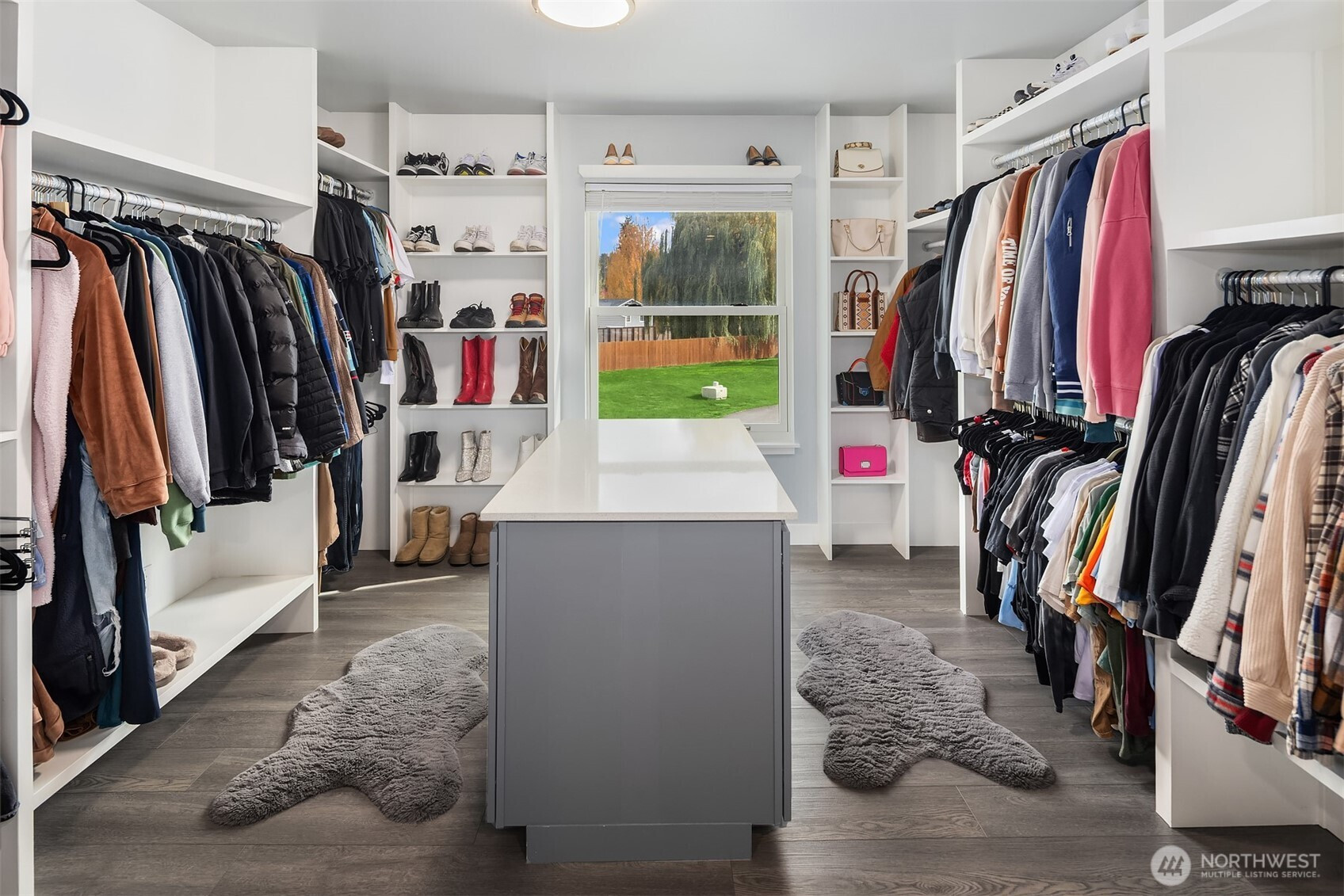 402 Olympia Boulevard SW, Pacific, WA 98047