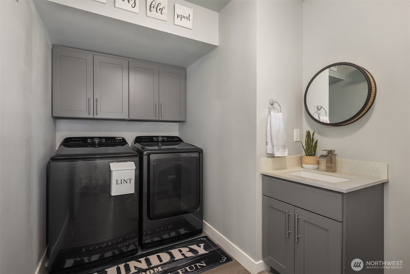 402 Olympia Boulevard SW, Pacific, WA 98047