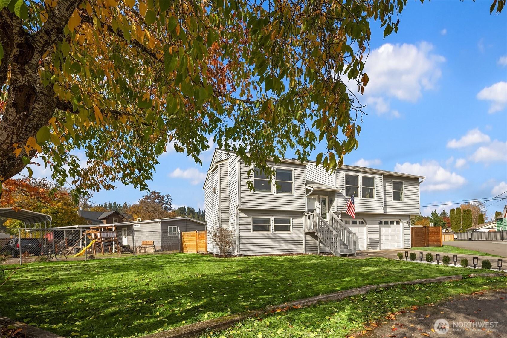 402 Olympia Boulevard SW, Pacific, WA 98047