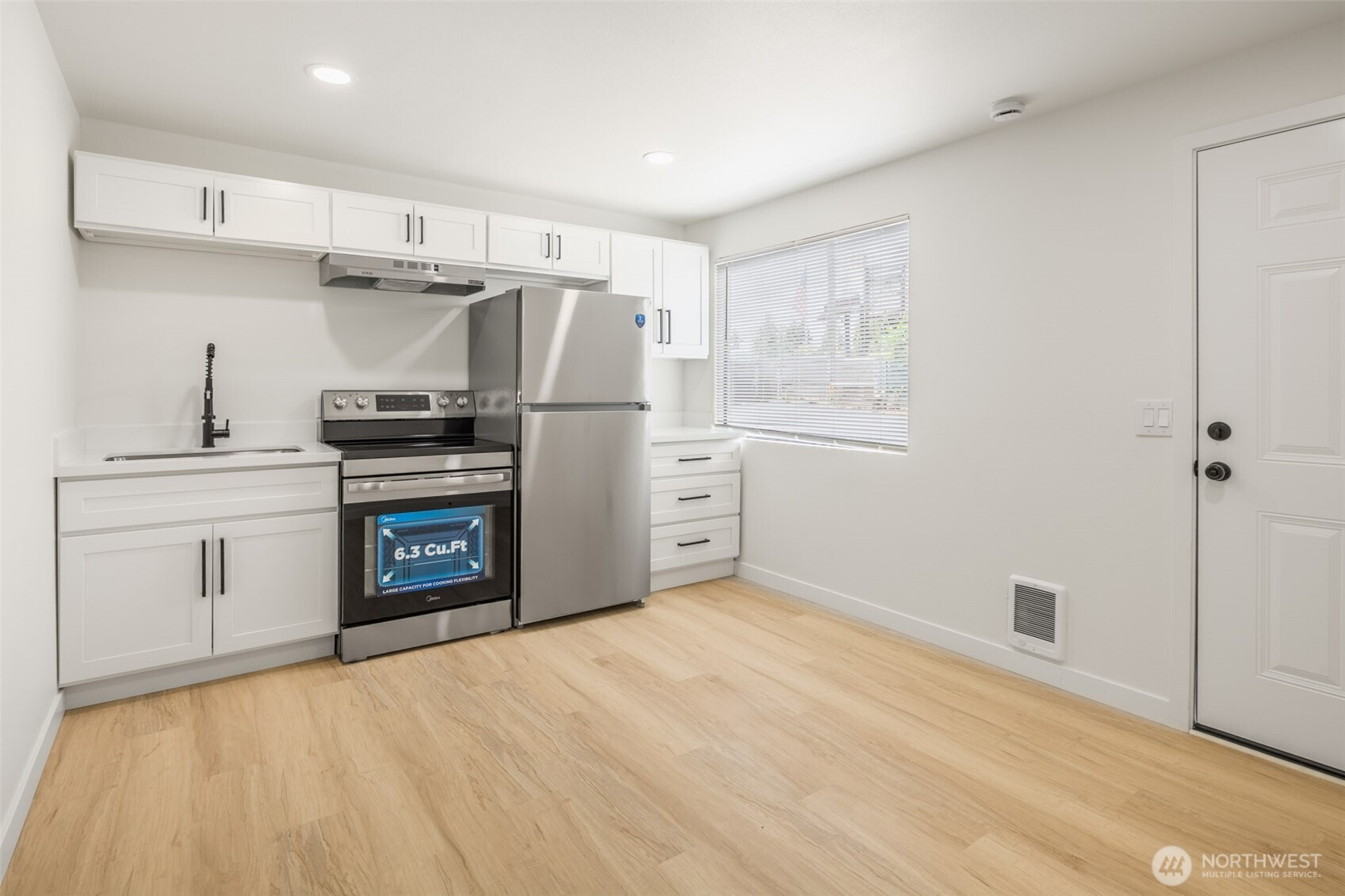 720 108th Street S, Tacoma, WA 98444