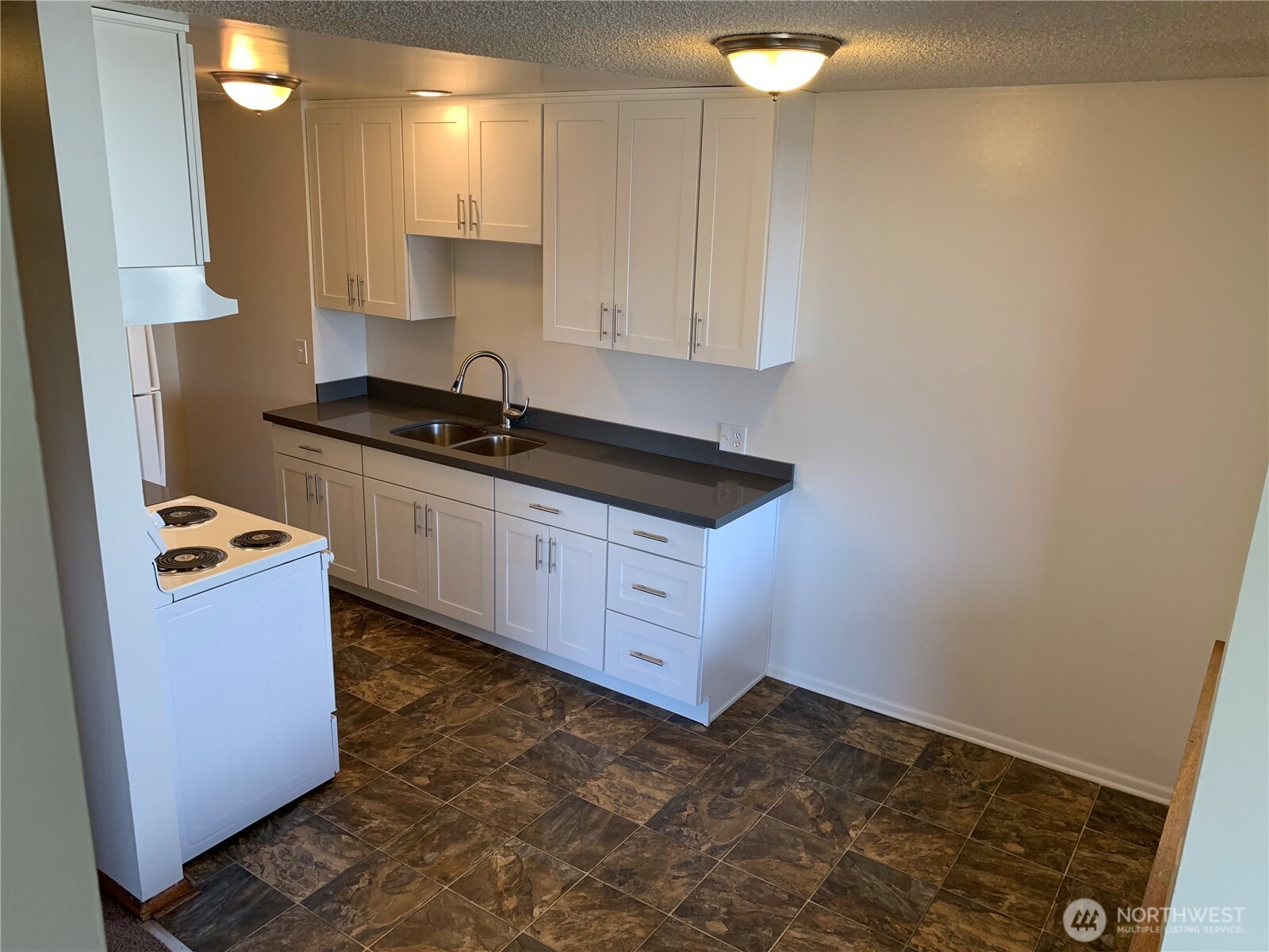 9284 50th Avenue S, Seattle, WA 98118