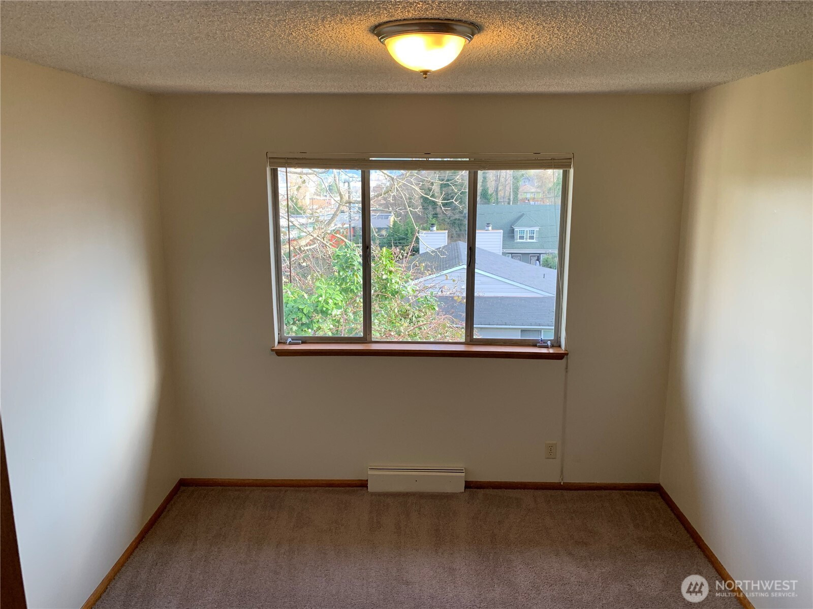 9284 50th Avenue S, Seattle, WA 98118