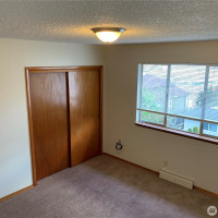 9284 50th Avenue S, Seattle, WA 98118